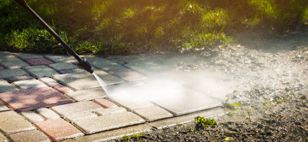 Best Parking Lot and Garage Cleaning  in Strathmore, CA